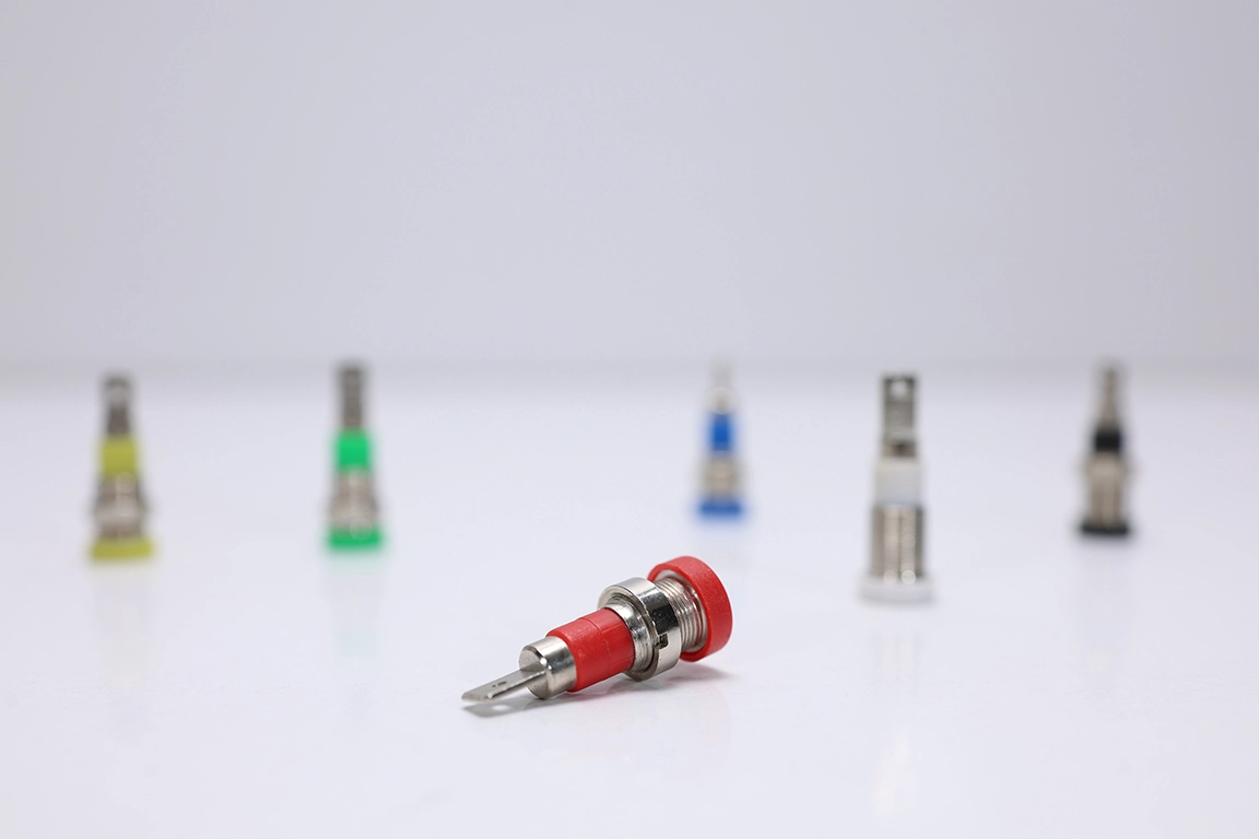 4 mm Panel Tip Born / Banana Jak – Kırmızı Renk
