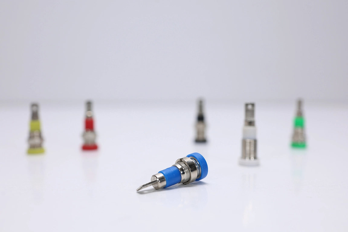 4 mm Panel Tip Born / Banana Jak – Mavi Renk