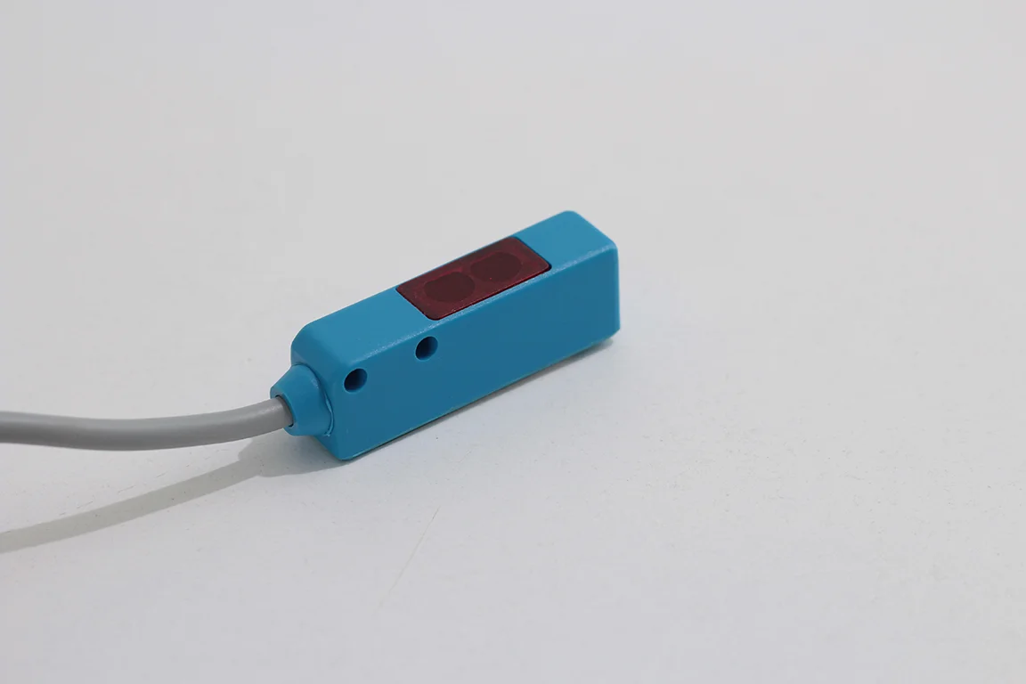 Eltrotec B 989 SP Polarize Reflektörlü Fotoelektrik Sensör