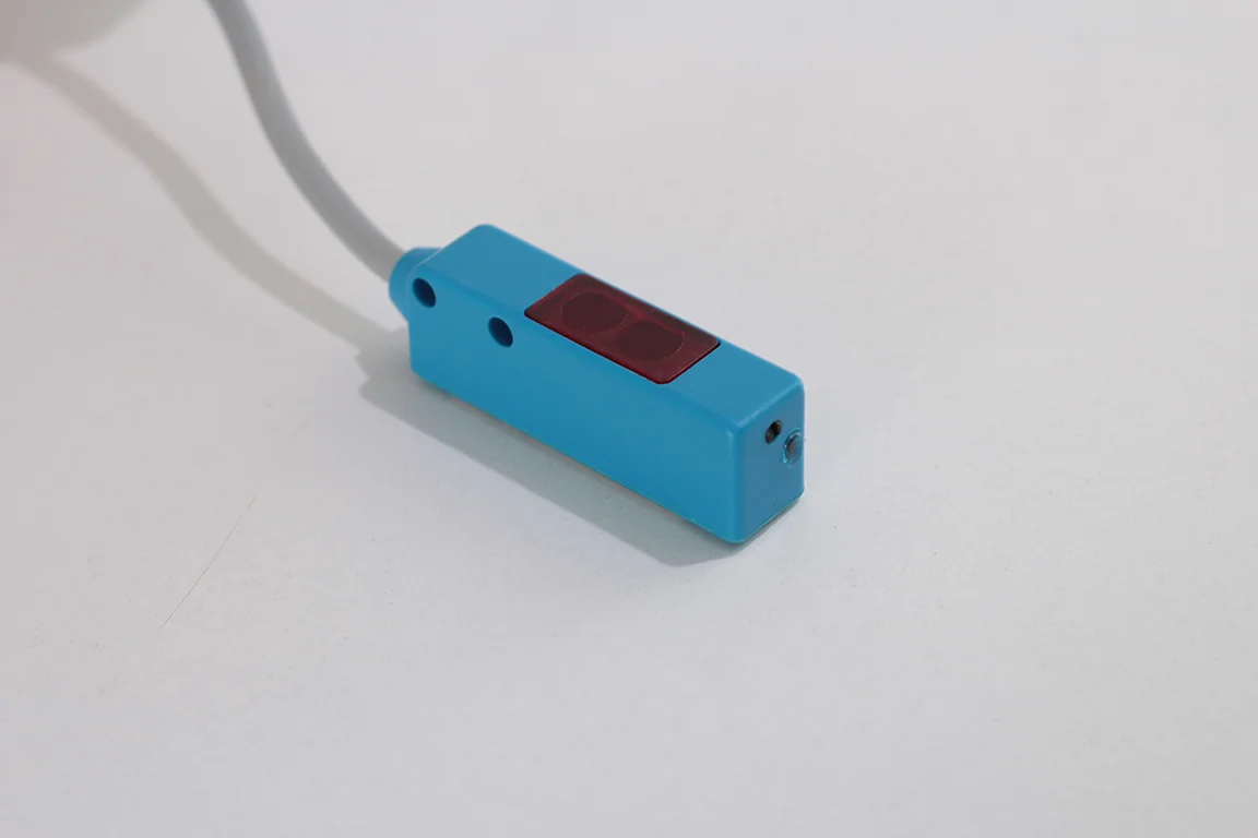 Eltrotec B 989 SP Polarize Reflektörlü Fotoelektrik Sensör