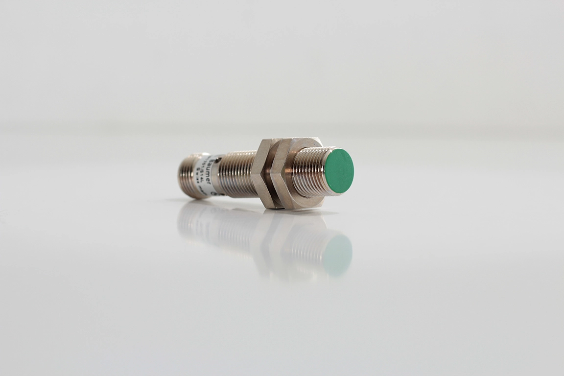 Baumer IFRM 12P1701/S14L Endüktif Sensör