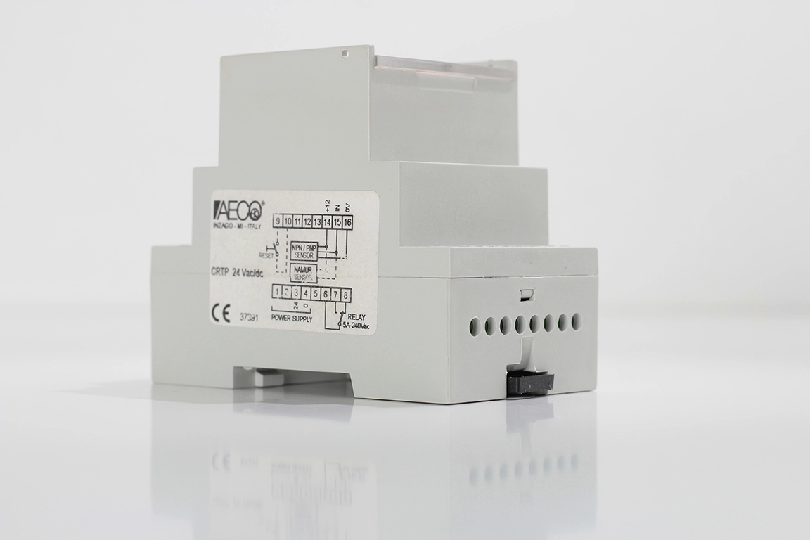 Dönüş/şaft duruş kontrol rölesi AECO CRTP 24Vac/dc