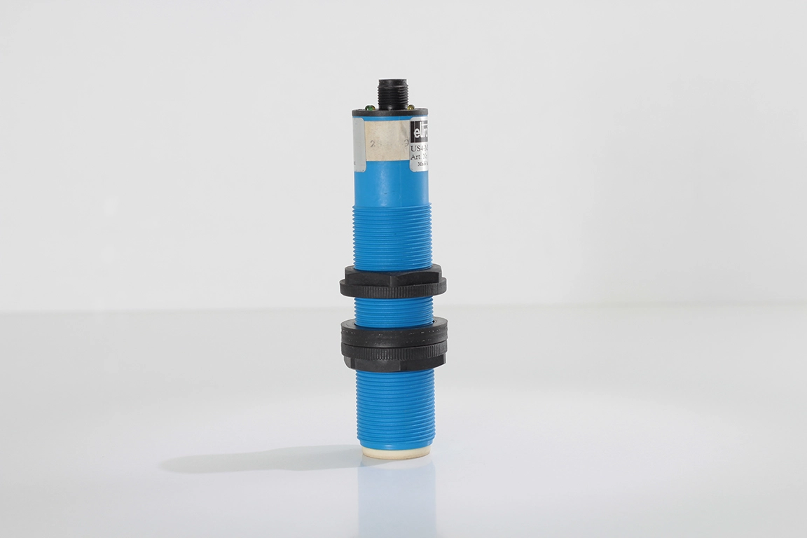 Eltrotec US4-M30-AVP-25200 M30 Ultrasonik Sensör