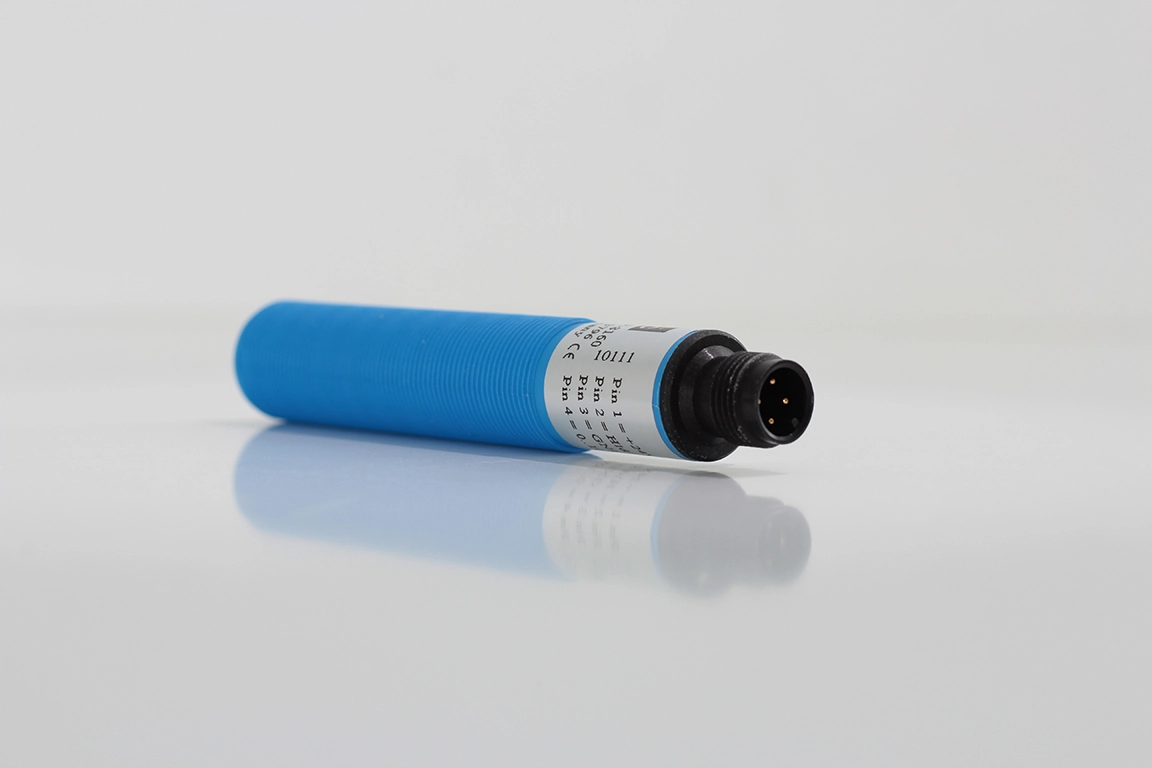 Eltrotec US6-M18-AVP-8160 M18 Ultrasonik Sensör