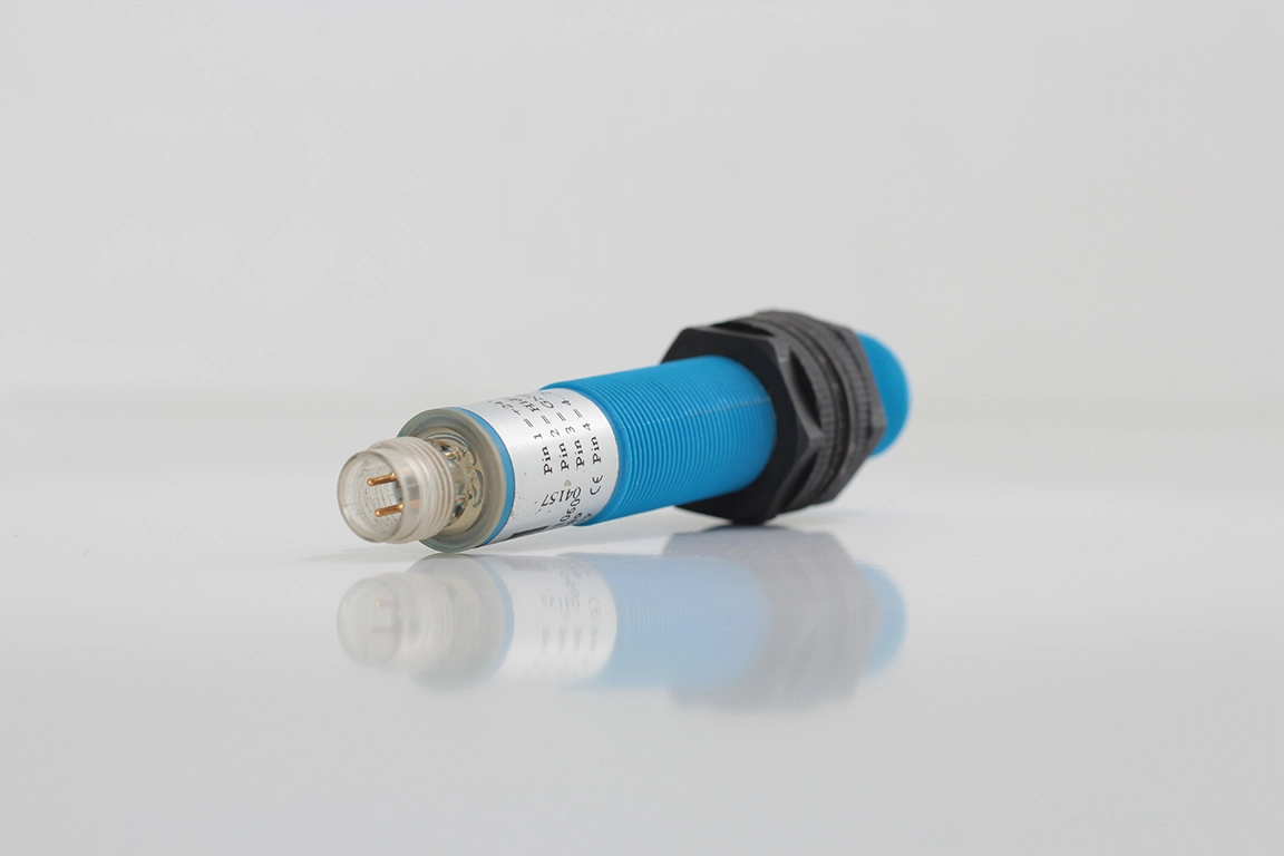 Eltrotec US7-M18-AAP-1060 M18 Ultrasonik Sensör