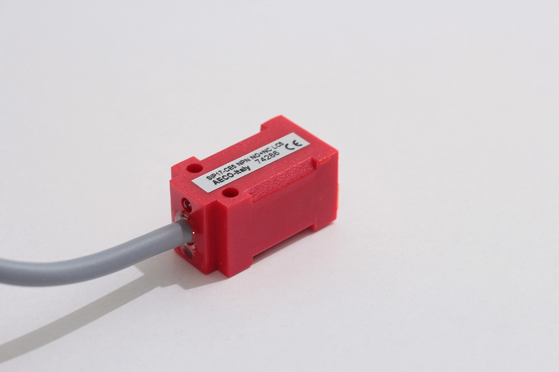 Endüktif Sensör | AECO SIP17-CE5 NPN NO+NC LC5