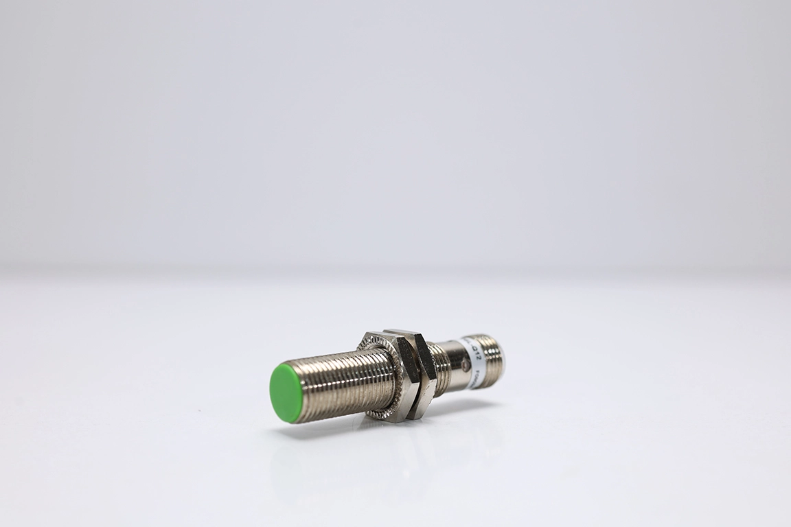 Elco FI4-M12-OP6L-Q12 Endüktif Sensör | M12, PNP