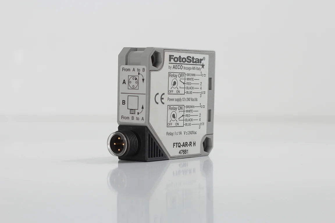 AECO FTQ-AR-R-H | Reflektörlü Fotoelektrik Sensör