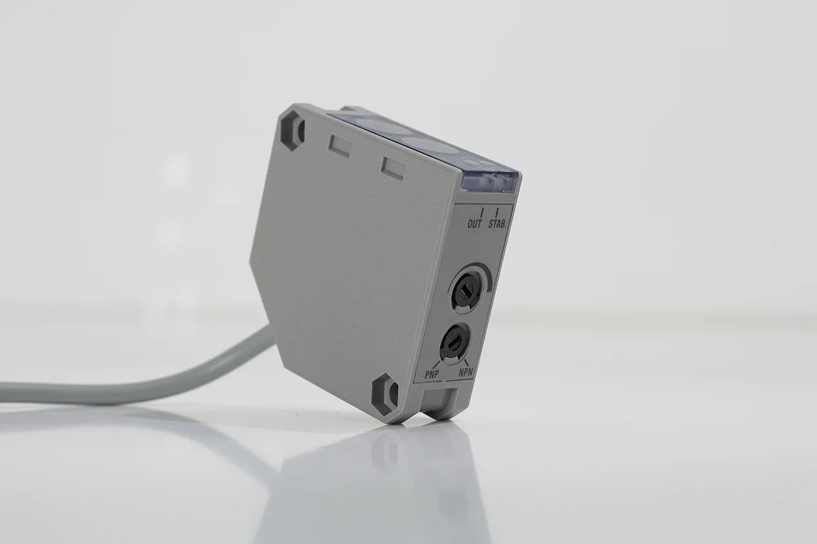 AECO FTQ-CAR (FTQ000005) | Fotoelektrik Sensör