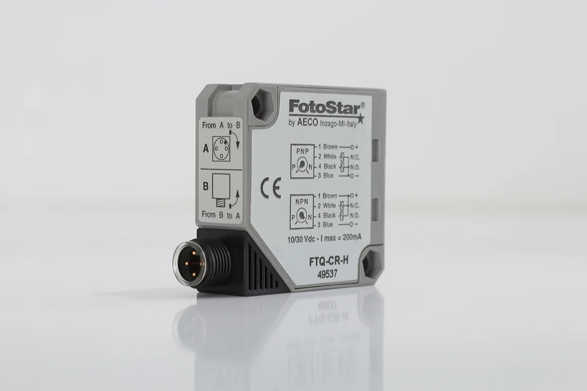 AECO FTQ-CR-H | Reflektörlü Fotoelektrik Sensör