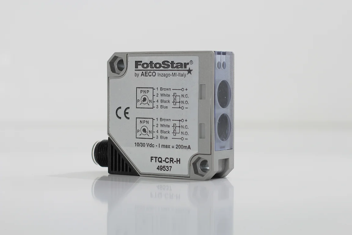 AECO FTQ-CR-H | Reflektörlü Fotoelektrik Sensör