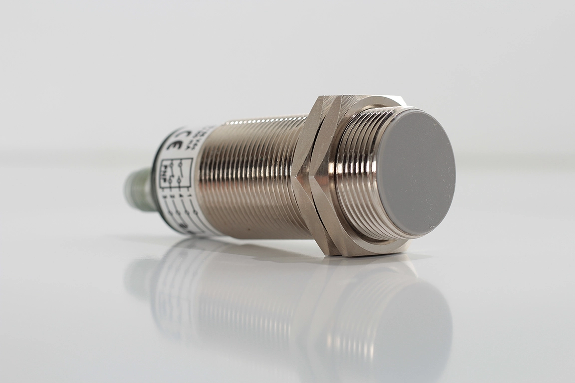 Kapasitif Sensör | Aeco SC30SM-C20 PNP NO+NC H