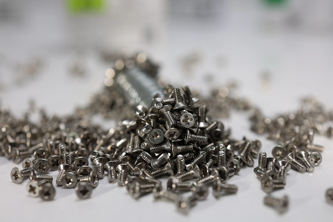 M2x5 YHB Yıldız Havşa Başlı Vida DIN 965 INOX