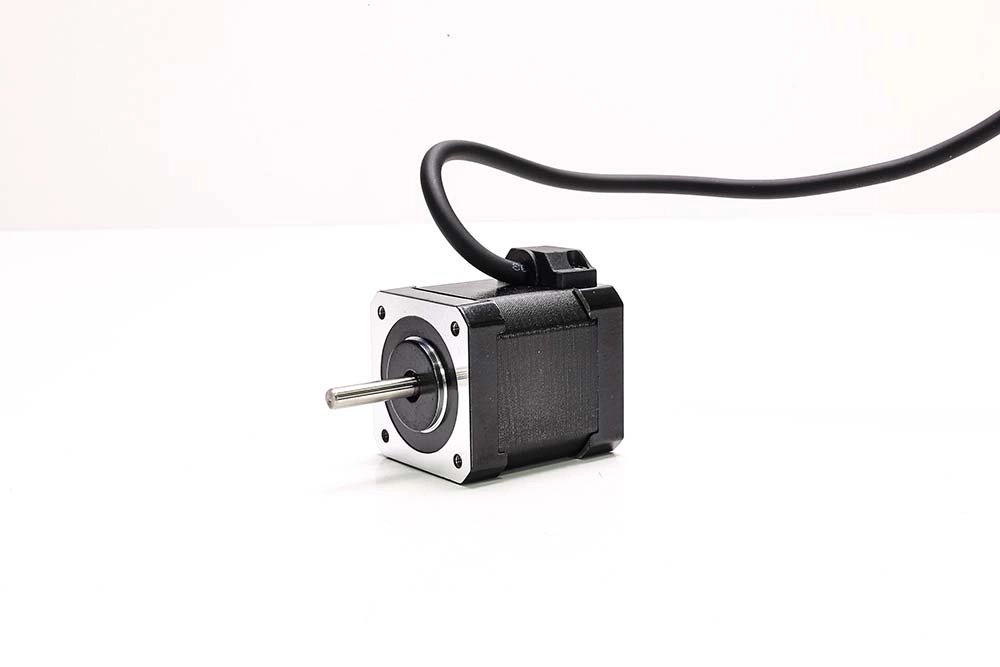 Nema 17 Step Motor 0.6 Nm 2A | 10-24V DC