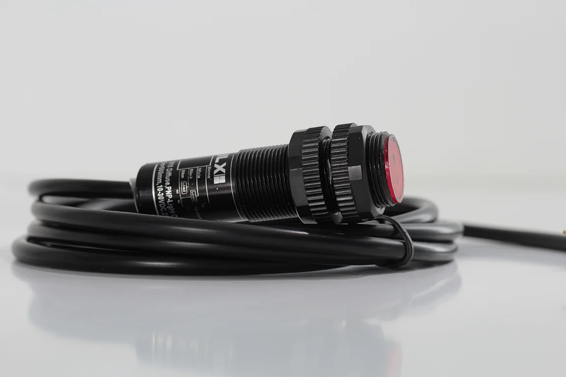 ILX OFKP 18P35-LK2 | M18 PNP NO+NC Optik Sensör