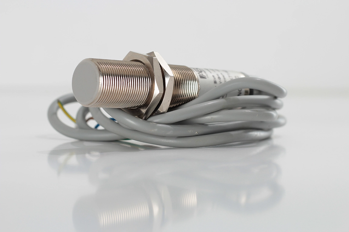Aeco C18000087 SC18SM-A5 Kapasitif Sensör