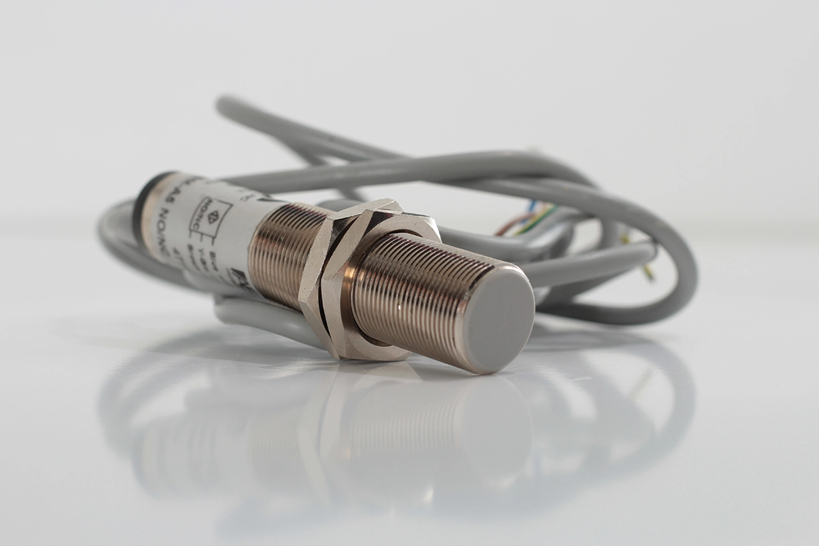 Aeco C18000087 SC18SM-A5 Kapasitif Sensör