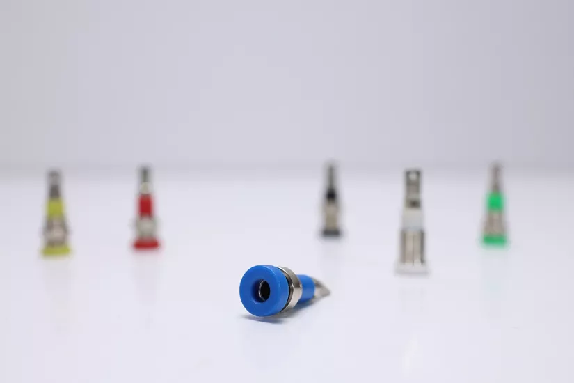 4 mm Panel Tip Born / Banana Jak – Mavi Renk