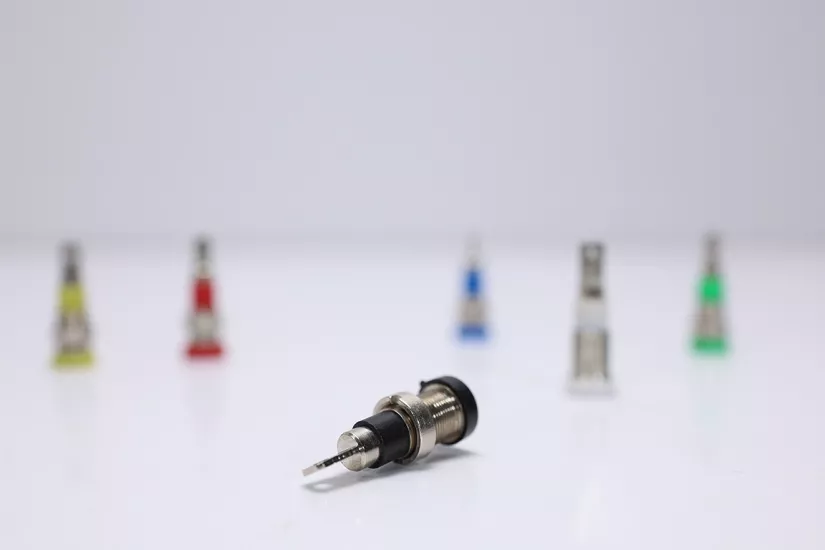 4mm Standart Born Jak - Siyah | 24 A, Nikel Kaplı