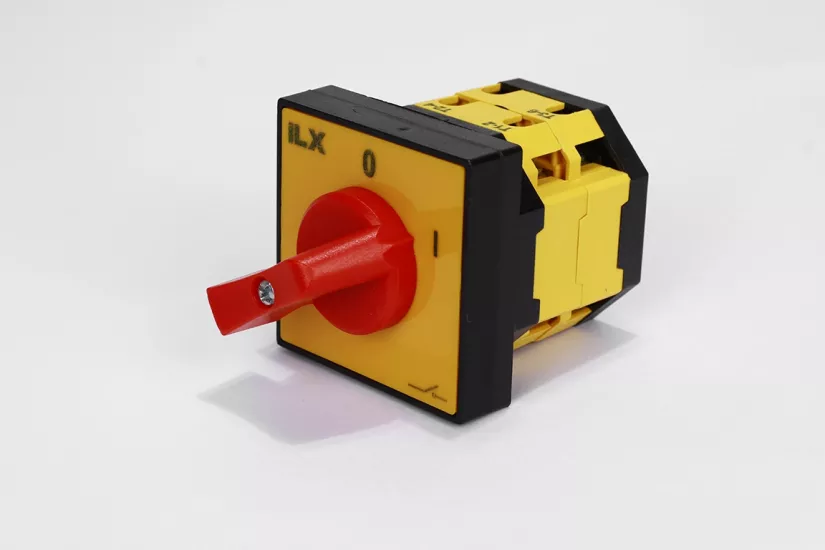 4x10A - 40A 0-1 Aç Kapa Pako Şalter – Ray ve Taban Montaj | İLX Şalter