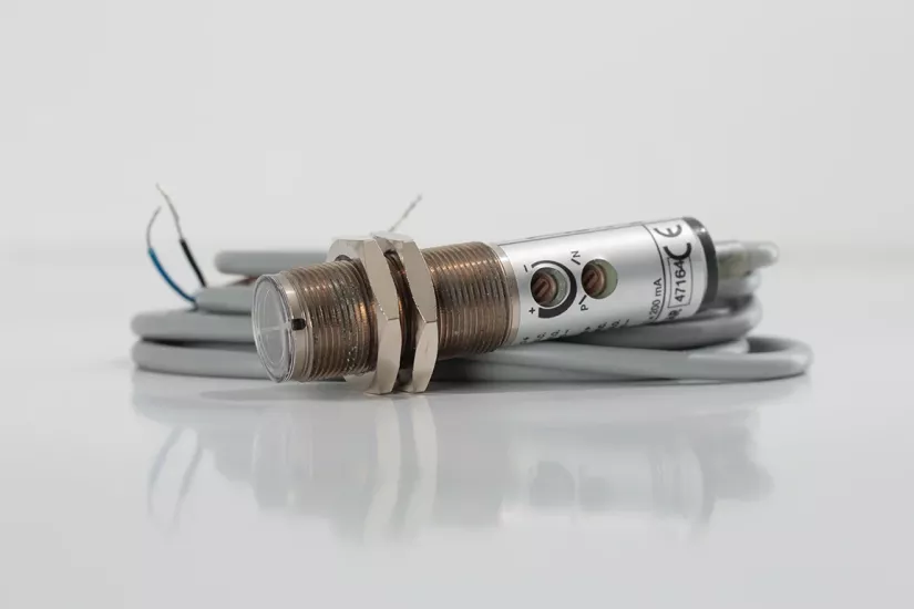 AECO FT18SM-CAR | Ayarlı PNP/NPN Optik Sensör