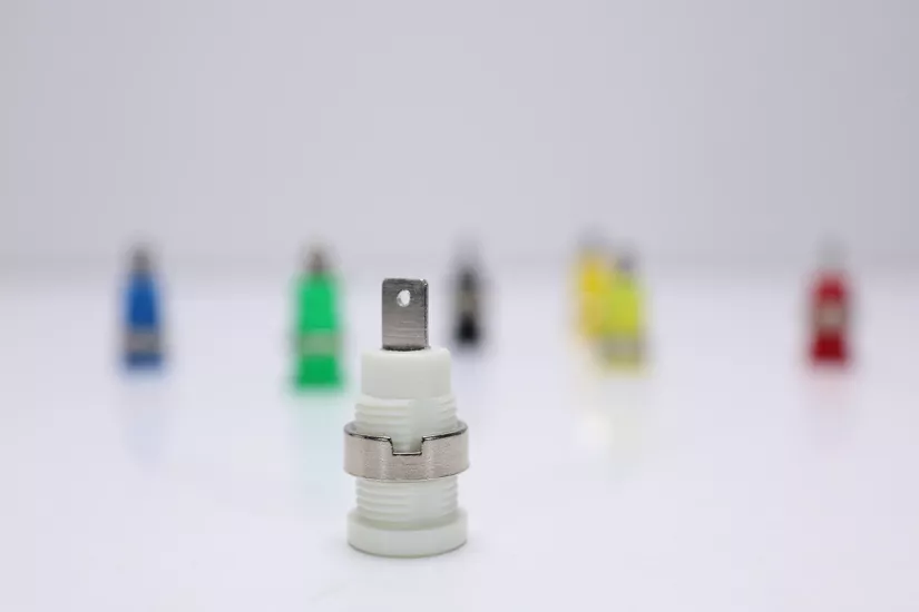 Banana Jak (Born Jak) Emniyetli 4 mm  – Beyaz