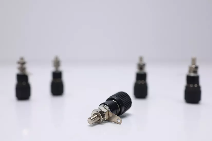 4 mm Test Klemensi / Banana Soket – Siyah