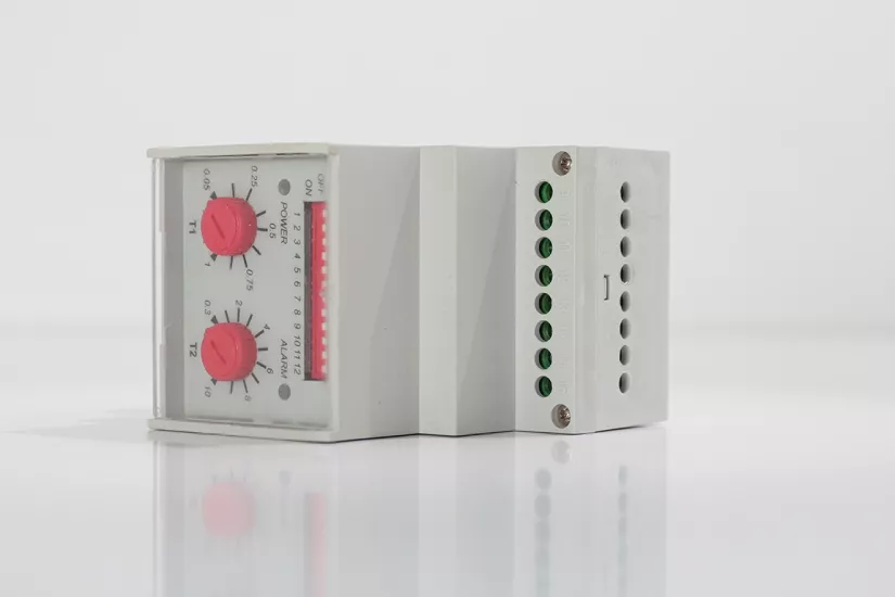 Dönüş/şaft duruş kontrol rölesi AECO CRTP 24Vac/dc