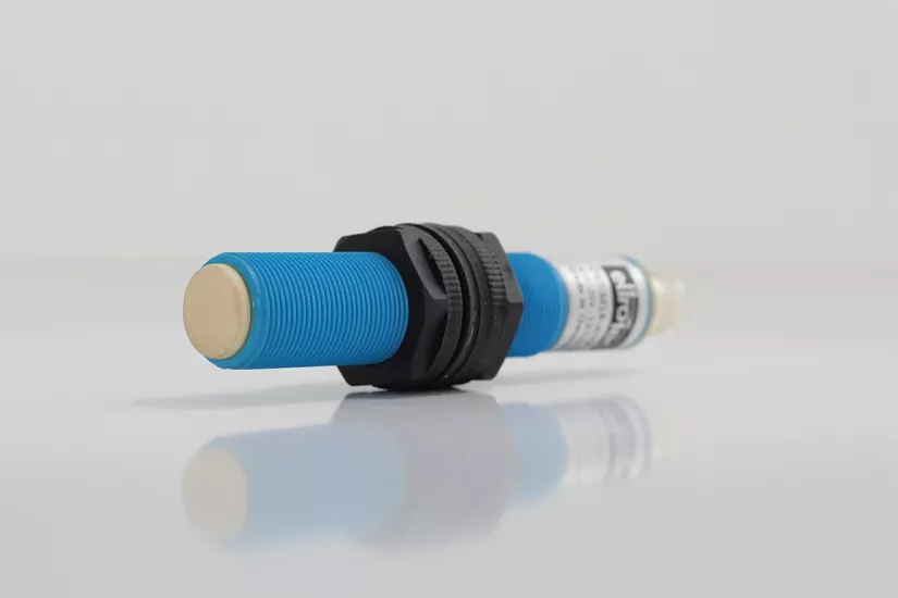 Eltrotec US7-M18-AVP-1035 M18 Ultrasonik Sensör | Analog 0-10V