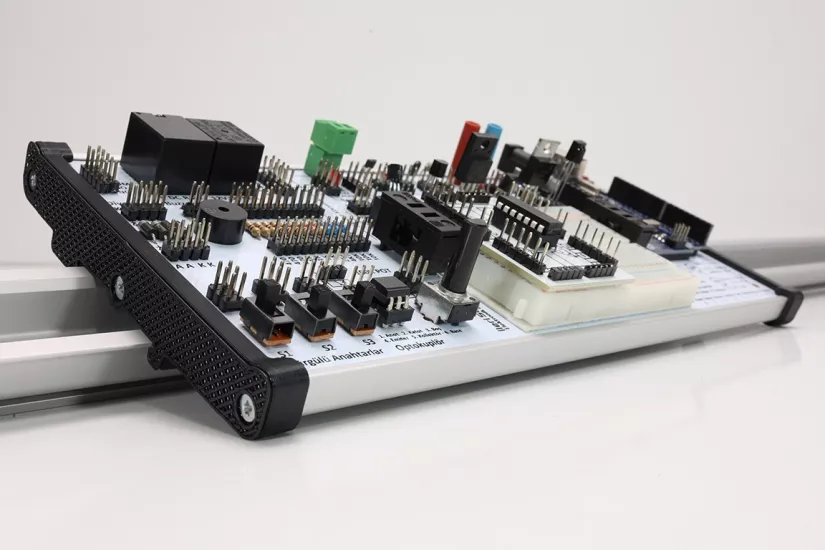 Endüstriyel Elektronik Eğitim Seti — Arduino Uno
