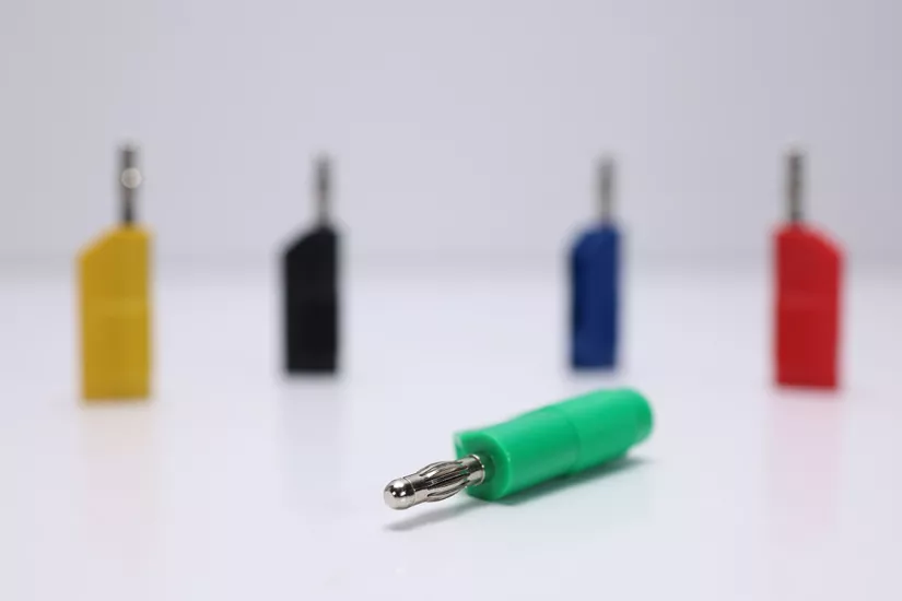 Yeşil 4mm Topraklama Rengi Erkek Banana Konnektör