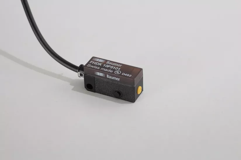 Baumer FHDK 10P5101 | Arka Plan Bastırmalı Sensör