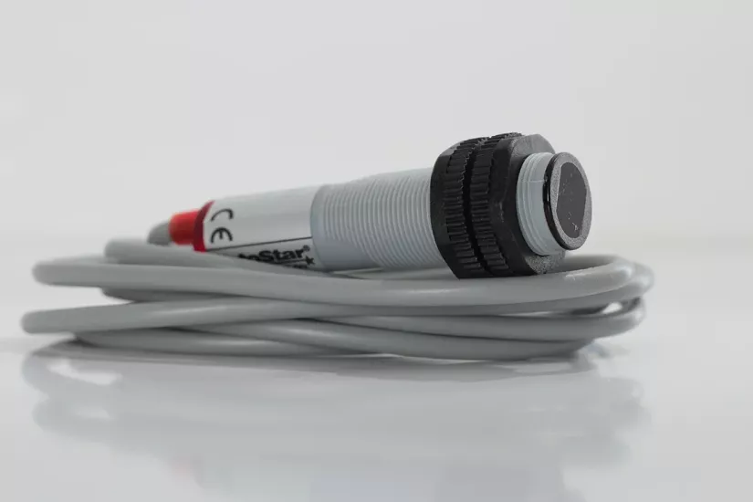 AECO FT18-ABE AC Optik Sensör - M18, 20–250 Vac