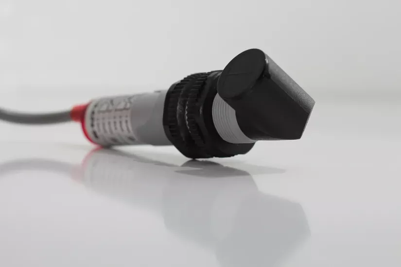 AECO FT18-AP4-90 | M18 AC Yakınlık Sensörü