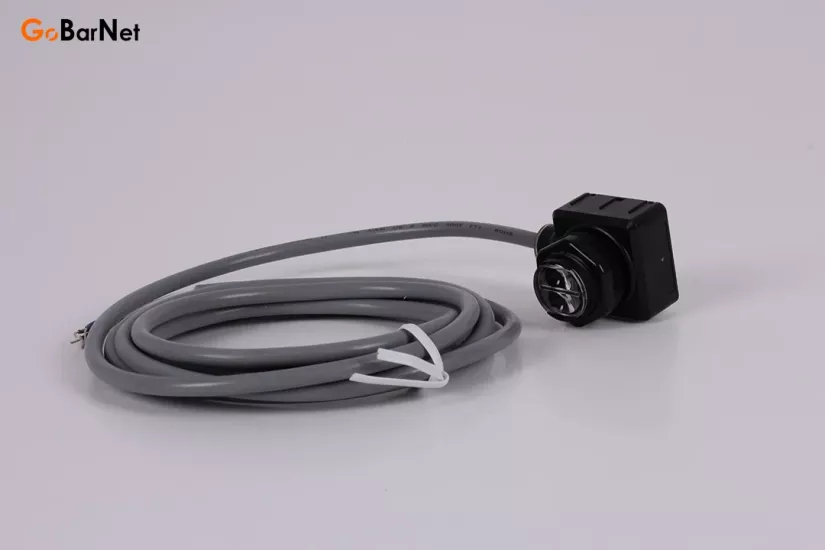 OT 6-18 KR 400 P3LK Ekonomik Seri Optik Sensör